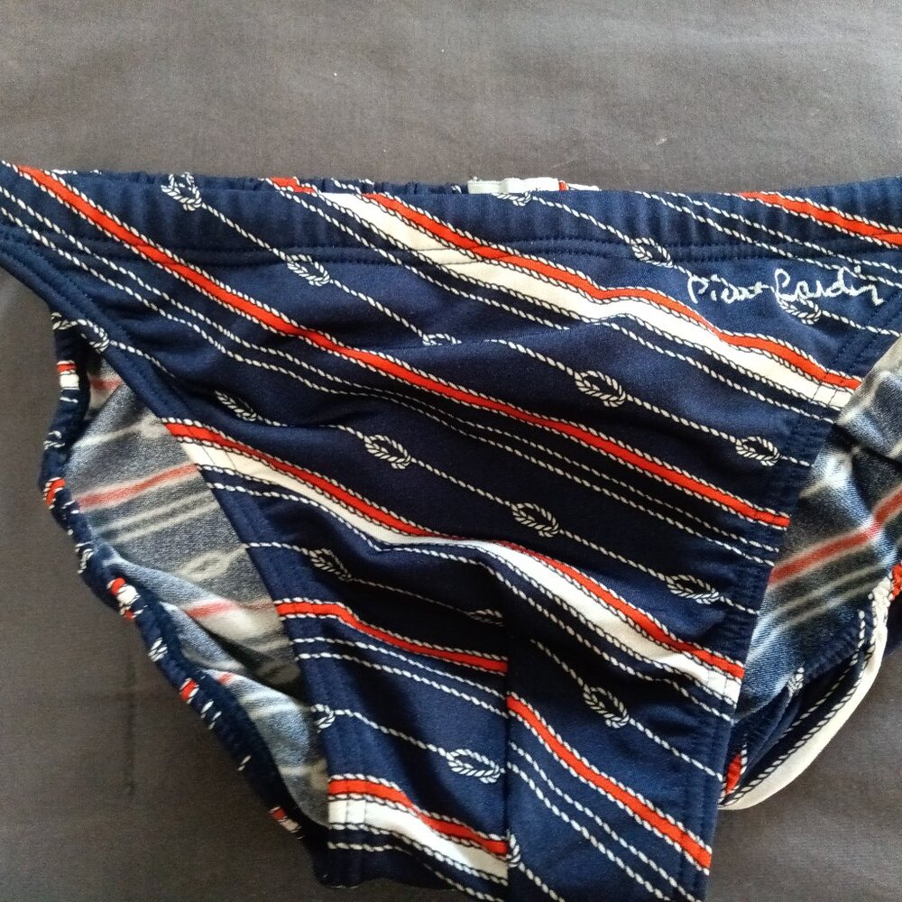 VINTAGE PIERRE CARDIN, SWIM BRIEF, NAVY STRIPES, SIZE "L" (32"-34") (Pre-owned)